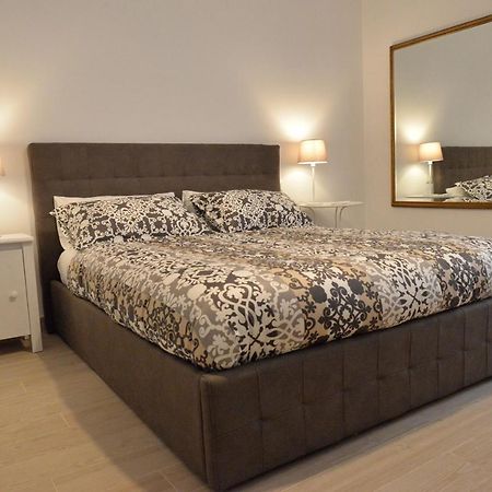 Casa Di Alessandra โรม ภายนอก รูปภาพ